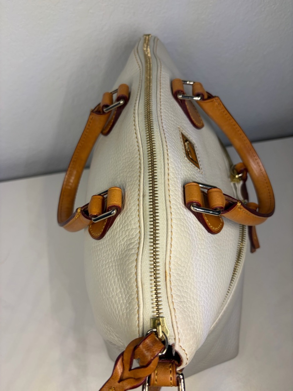 Dooney & Bourke White and Tan Leather Satchel Shoulder/ CrossBody - Picture 11 of 14